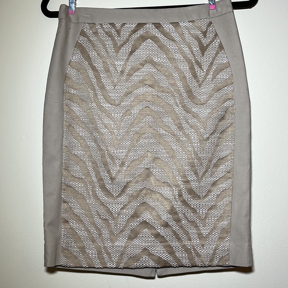 The Limited  Zebra Patterned Pencil Skirt - Picture 3 of 7